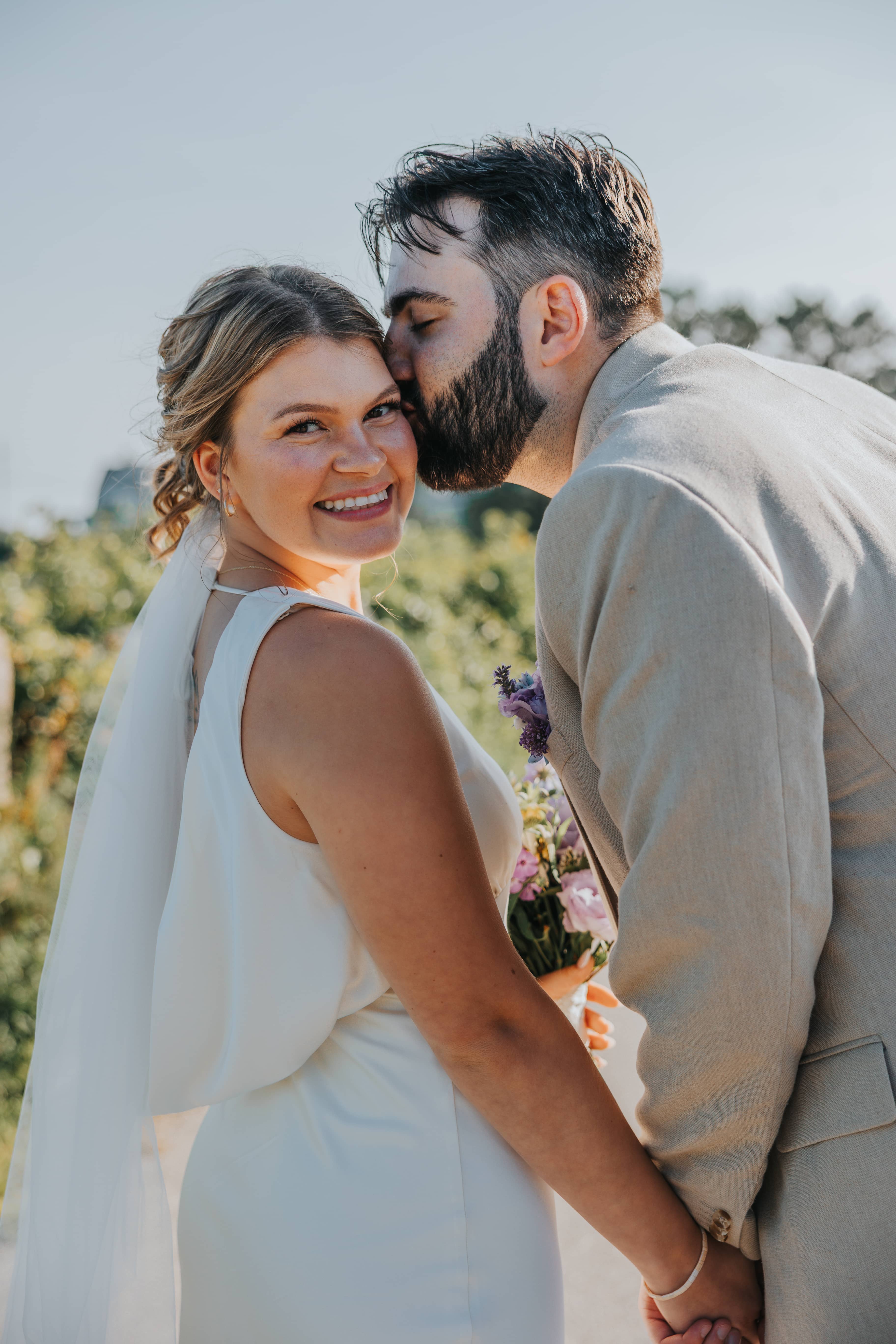 Wedding photography: Honest Moments